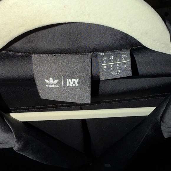 Adidas Ivy Park Collab Shirt - Picture 2 of 7